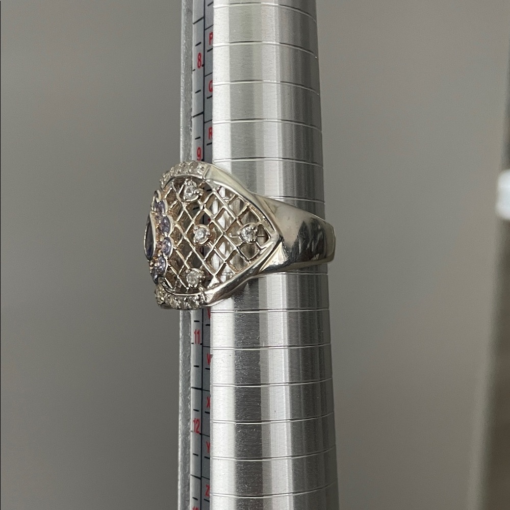 Sterling Silver Women's Ring with Tanzanite Stones - Picture 9 of 12